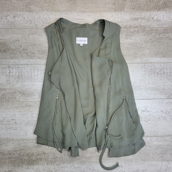 OLIVE + OAK Summer vest size small - Picture 1 of 6